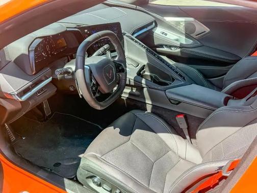 2023 Chevrolet Corvette Stingray w/2LT