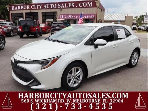 Blizzard Pearl 2020 Toyota Corolla SE