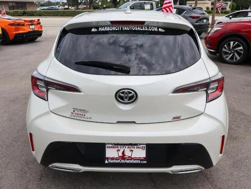 Blizzard Pearl 2020 Toyota Corolla SE