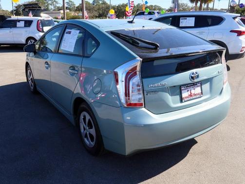 2013 Toyota Prius Four