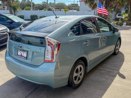 2013 Toyota Prius Four
