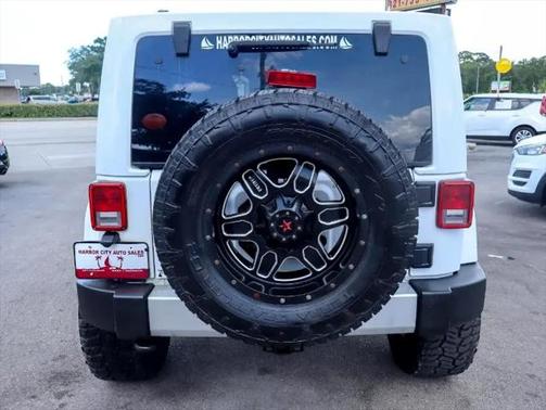 2012 Jeep Wrangler Unlimited Sahara