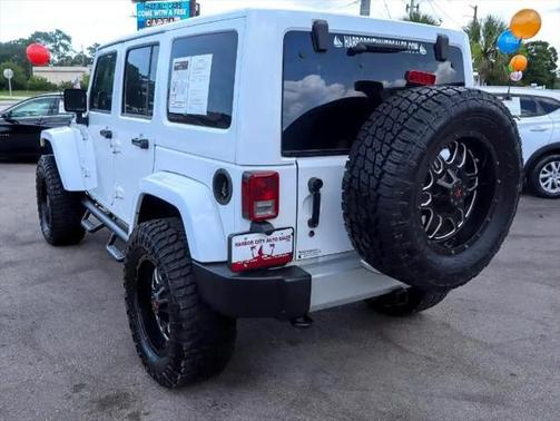 2012 Jeep Wrangler Unlimited Sahara