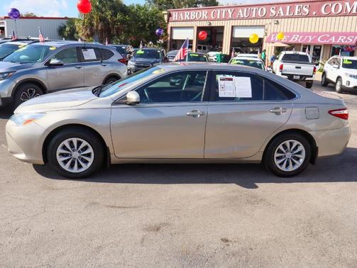2015 Toyota Camry LE