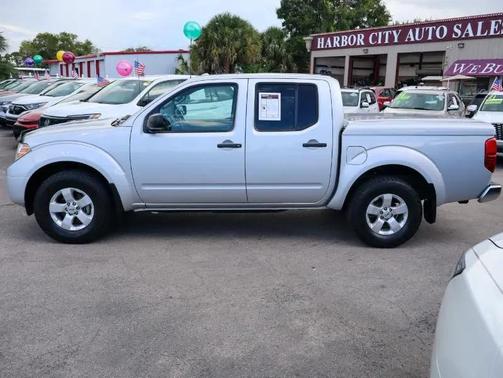 BRILLANT SILVER 2012 Nissan Frontier SV