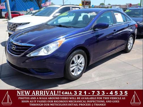 INDIGO NIGHT 2013 Hyundai SONATA GLS