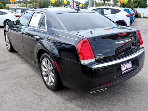 2019 Chrysler 300 Limited