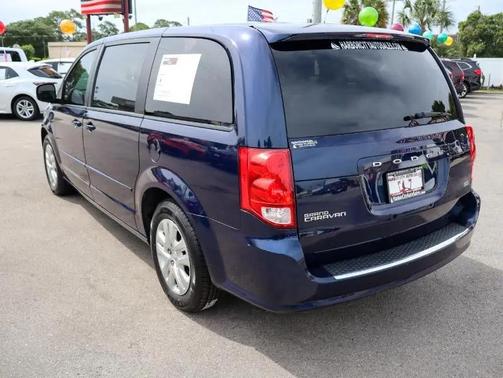 CONTUNSION BLUE PEARLCOAT 2017 Dodge Grand Caravan SE
