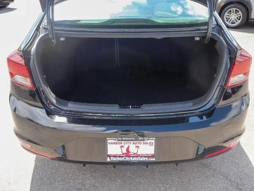 PHANTHOM BLACK 2019 Hyundai ELANTRA Limited
