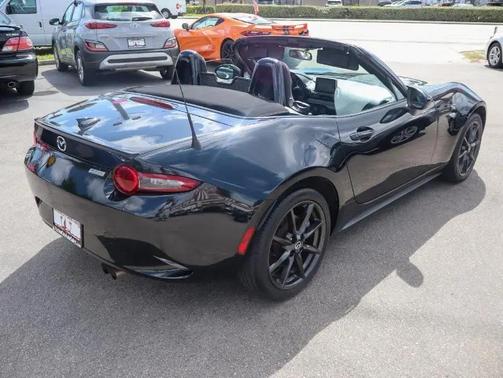 Jet Black Mica 2016 Mazda MX-5 Miata Club
