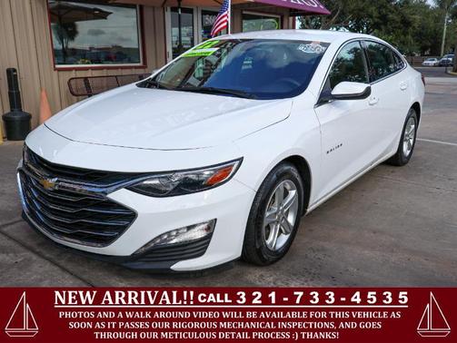 2022 Chevrolet Malibu FWD LT