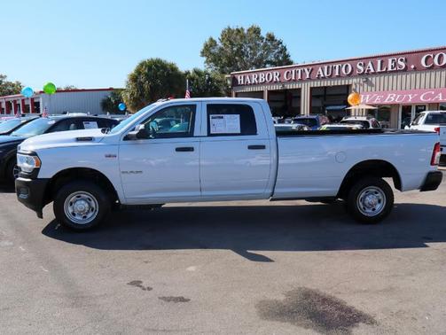 2020 RAM 2500 Tradesman Crew Cab 4X2 8' Box