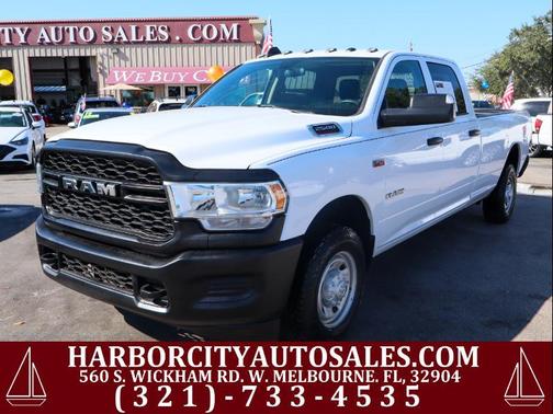 2020 RAM 2500 Tradesman Crew Cab 4X2 8' Box