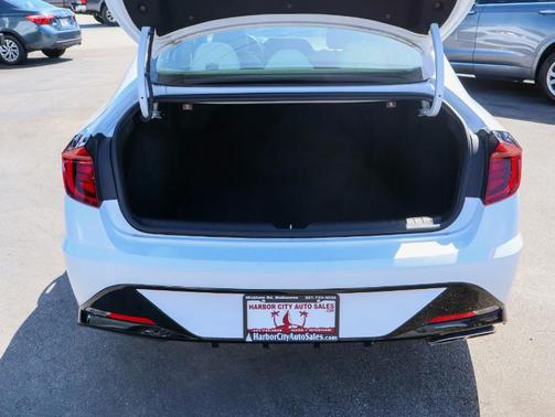 2021 Hyundai SONATA SEL