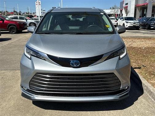 2022 Toyota Sienna Limited