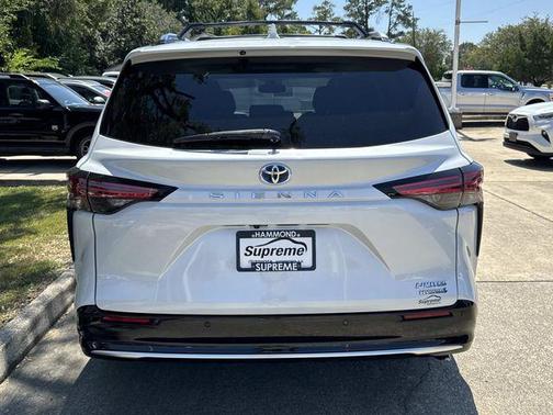 2022 Toyota Sienna Limited