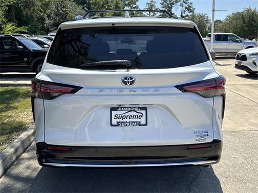 2022 Toyota Sienna Limited 7-Passenger