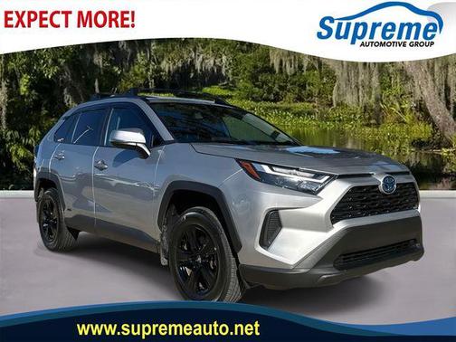 2022 Toyota RAV4 Hybrid XLE