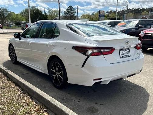 2021 Toyota Camry SE