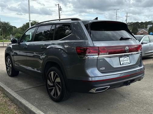 2024 Volkswagen Atlas 2.0T SE w/Technology 4MOTION