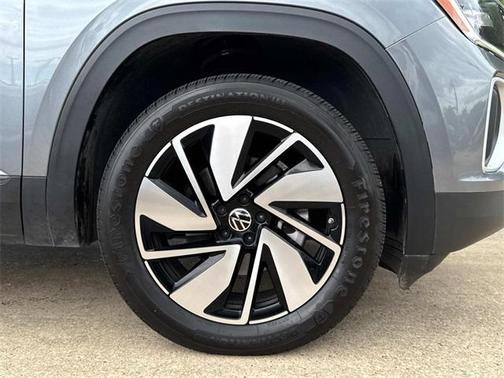 2024 Volkswagen Atlas 2.0T SE w/Technology 4MOTION