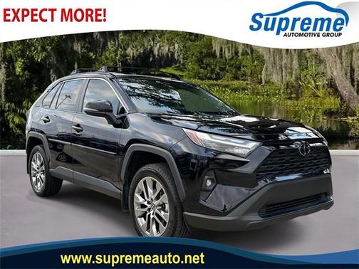 2022 Toyota RAV4 XLE Premium