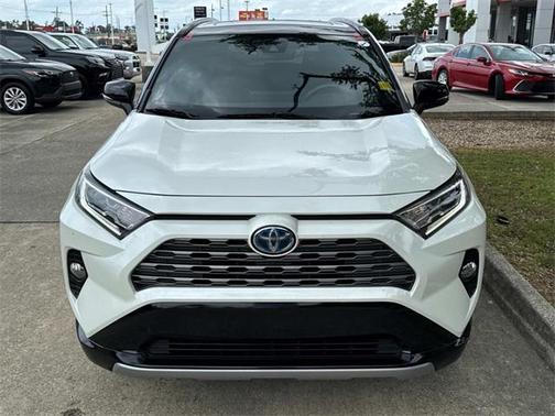 2021 Toyota RAV4 Hybrid SE