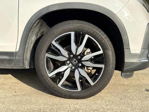 2021 Honda Pilot Touring 8-Passenger