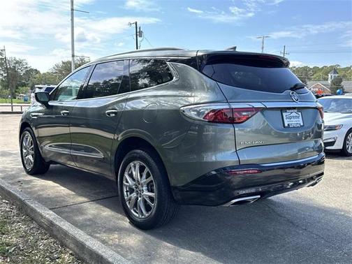 2023 Buick Enclave Essence FWD