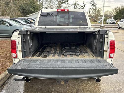 2017 RAM 1500 Limited Crew Cab 4x4 5'7' Box