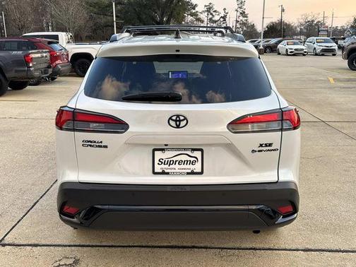 2026 Toyota Corolla Hybrid SE