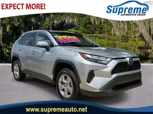 2022 Toyota RAV4 XLE