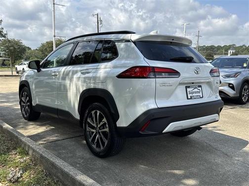 2023 Toyota Corolla Cross XLE