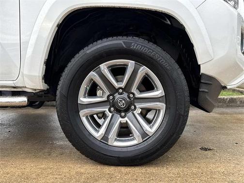 2017 Toyota Tacoma Limited