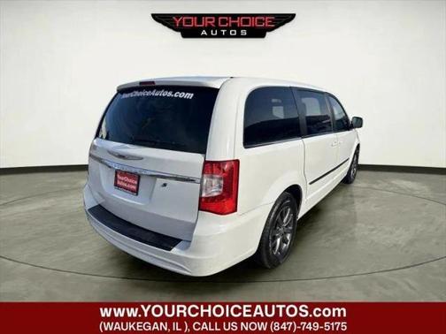 2016 Chrysler Town & Country 4dr Wgn S