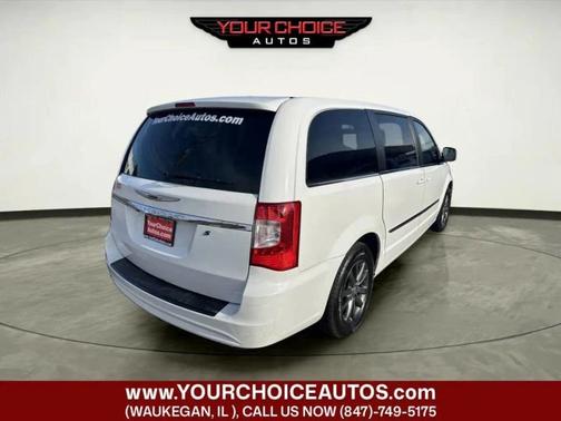 Bright White Clearcoat 2016 Chrysler Town & Country 4dr Wgn S