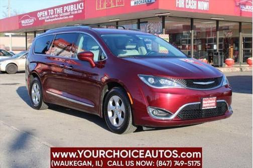 2017 Chrysler Pacifica Touring-L