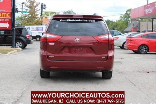 2017 Toyota Sienna XLE Premium