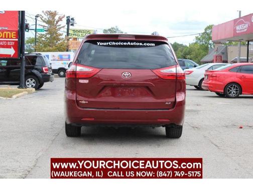 2017 Toyota Sienna XLE Premium