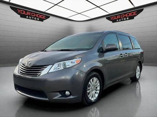 2017 Toyota Sienna XLE Premium
