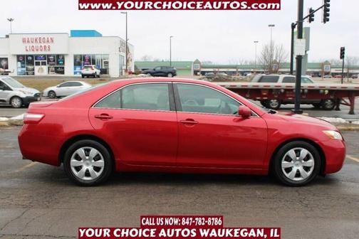 Photo 4 of 26 of 2009 Toyota Camry LE