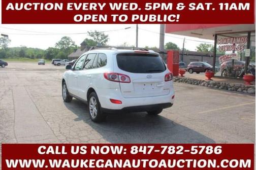 2011 Hyundai SANTA FE SE