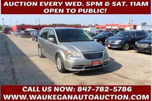2013 Chrysler Town & Country Touring