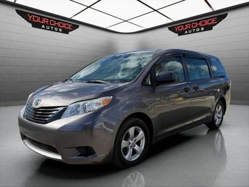 2013 Toyota Sienna SE