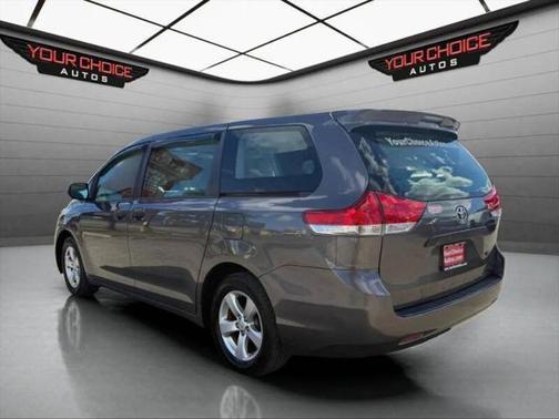 2013 Toyota Sienna SE
