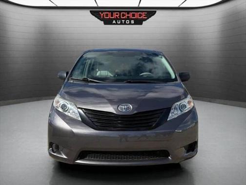 2013 Toyota Sienna SE