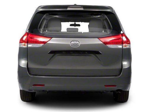 2013 Toyota Sienna SE