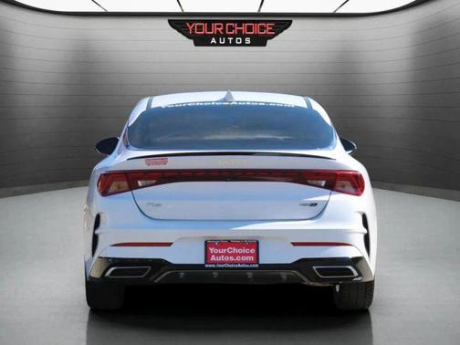 2022 Kia K5 GT-Line
