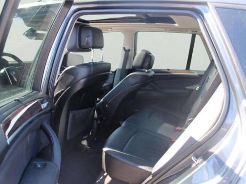 2011 BMW X5 AWD 4dr 35i