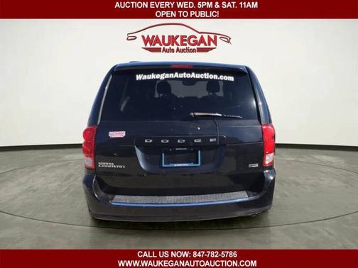 Brilliant Black Crystal Pearl 2013 Dodge Grand Caravan 4dr Wgn SXT